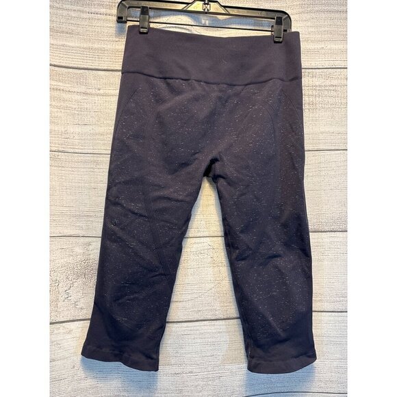Women's Lululemon Free to Flow Crop Size 10 - Picture 2 of 4